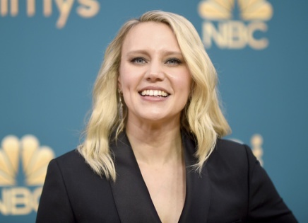 After playing Weird Barbie, Kate McKinnon's new children's book also