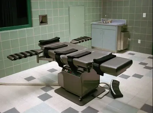 The interior of the execution chamber in the U.S. Penitentiary in Terre Haute, Ind., is seen, March 22, 1995. Fresh details are emerging three years since 13 historic federal executions were carried out in the final six months of Donald Trump's presidency. (AP Photo/Chuck Robinson, File)